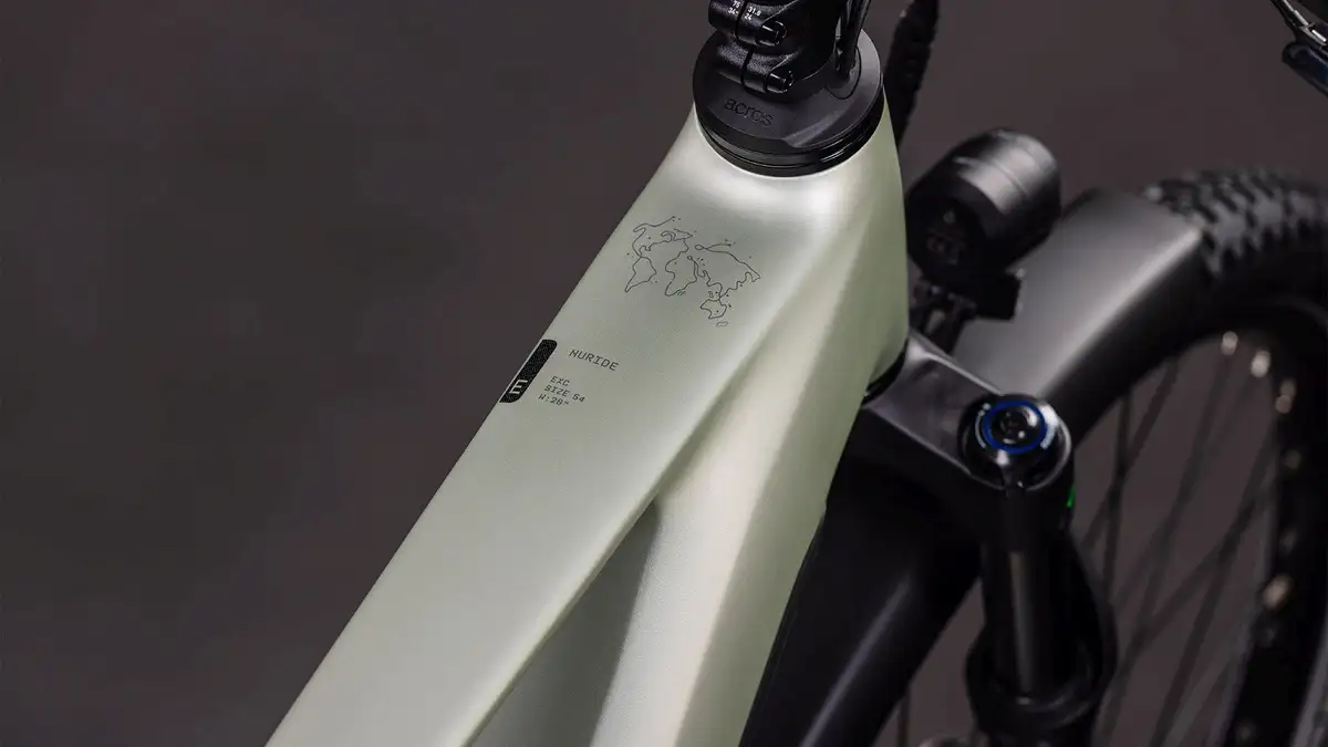 Cube NURIDE HYBRID EXC 800 LEMONGRASS/REFLEX - Afbeelding 2