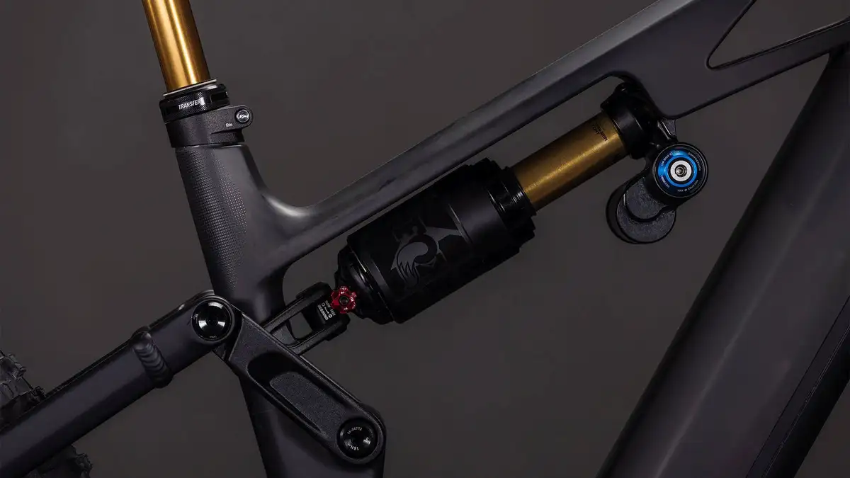 Cube STEREO HYBRID ONE77 HPC AT 800 CARBON/GOLD - Afbeelding 5