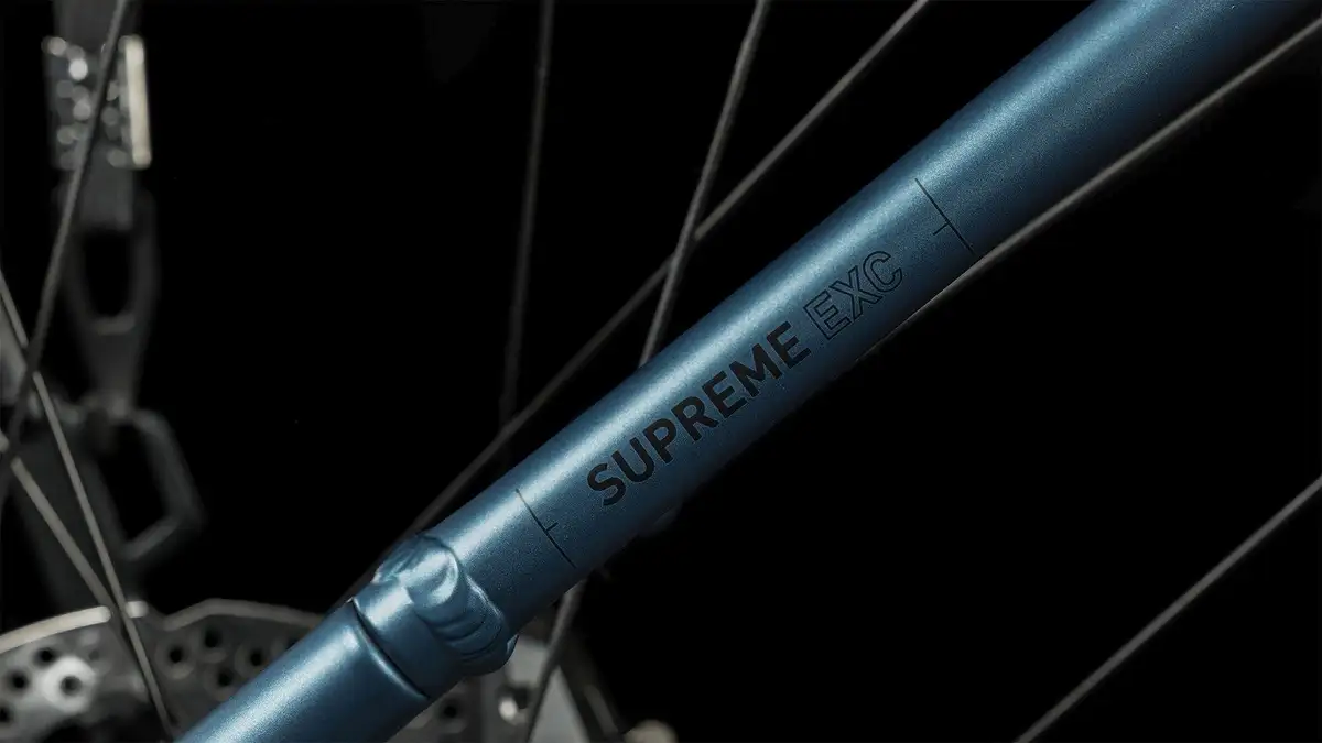 Cube SUPREME HYBRID EXC 500 BLUE/BLACK - Afbeelding 4