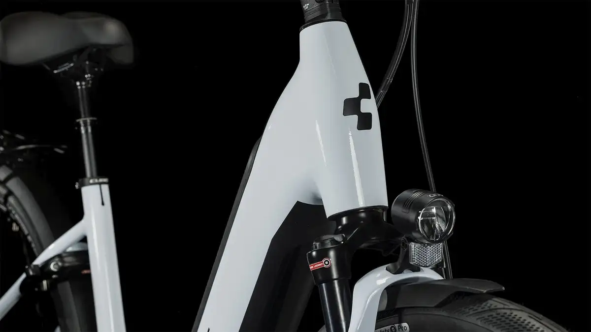 Cube SUPREME RT HYBRID EXC 625 FLASHWHITE - Afbeelding 4