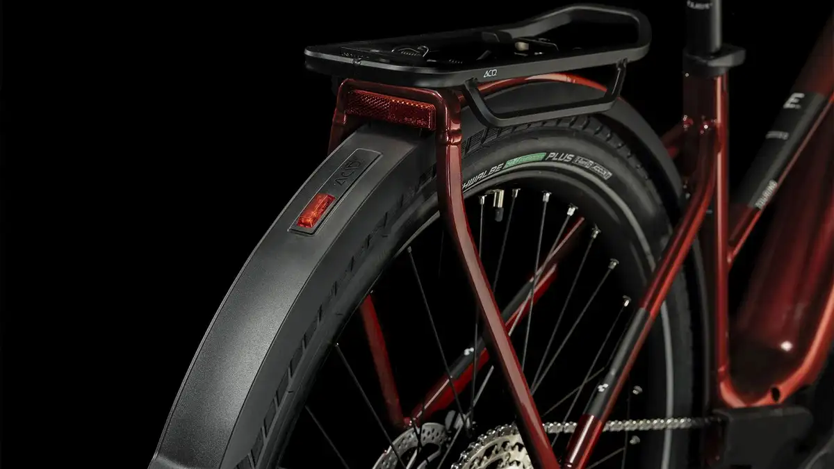 Cube TOURING HYBRID EXC 625 RED/WHITE - Image 4