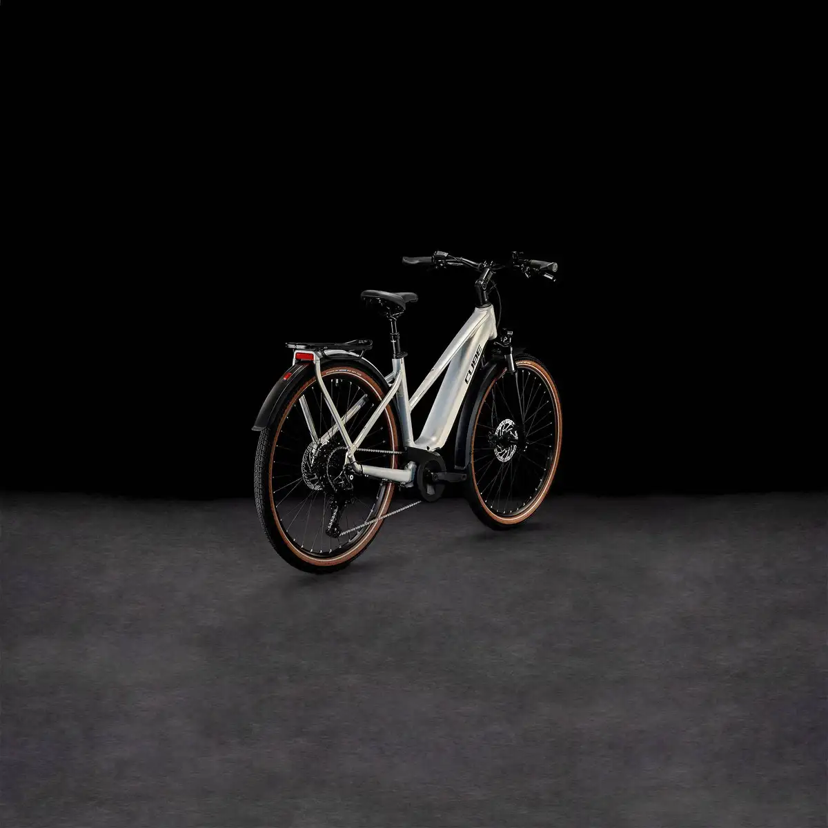 Cube TOURING HYBRID PRO 625 PEARLYSILVER - Afbeelding 7